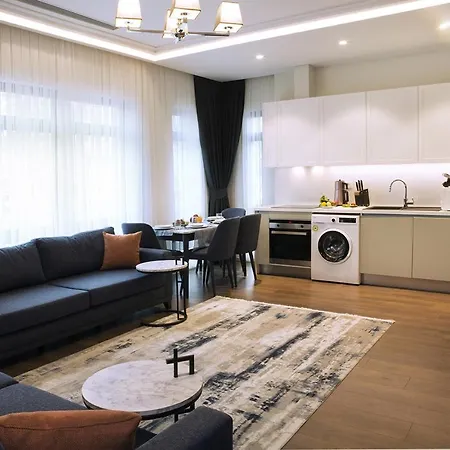 Garlon Hotel 3*