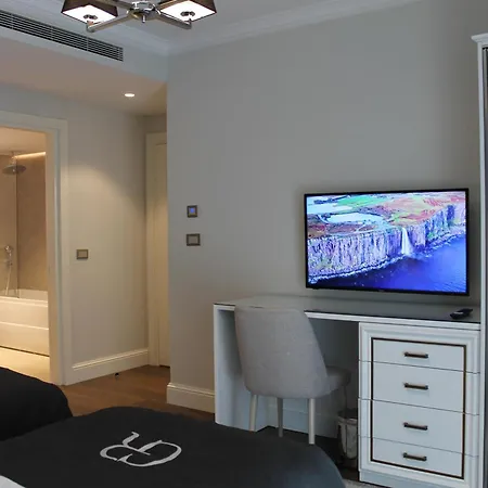Garlon Hotel 5*