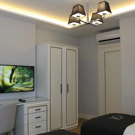 Garlon Hotel 5*