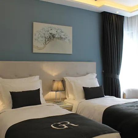 Garlon Hotel